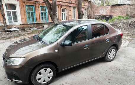 Renault Logan II, 2018 год, 634 000 рублей, 5 фотография