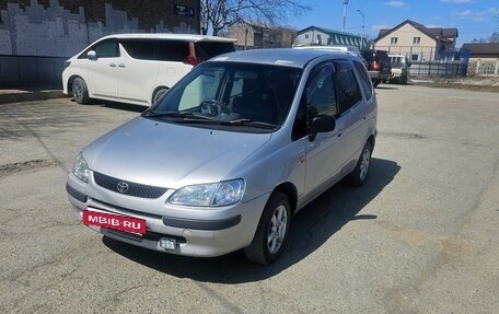 Toyota Corolla Spacio II, 1998 год, 250 000 рублей, 2 фотография