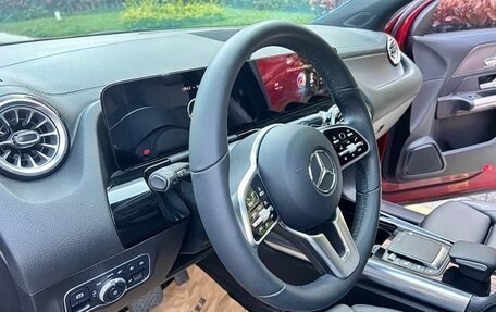 Mercedes-Benz GLA, 2021 год, 2 200 000 рублей, 14 фотография