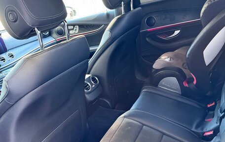 Mercedes-Benz E-Класс, 2017 год, 2 900 000 рублей, 6 фотография