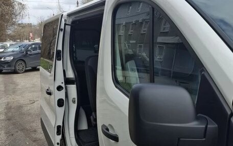 Opel Vivaro B, 2018 год, 1 850 000 рублей, 9 фотография