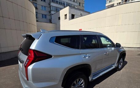 Mitsubishi Pajero Sport III рестайлинг, 2022 год, 4 190 000 рублей, 5 фотография