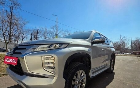 Mitsubishi Pajero Sport III рестайлинг, 2022 год, 4 190 000 рублей, 6 фотография