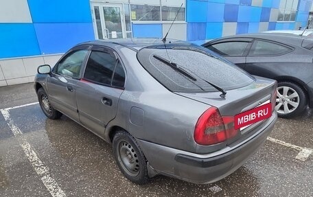Mitsubishi Carisma I, 2002 год, 150 000 рублей, 3 фотография