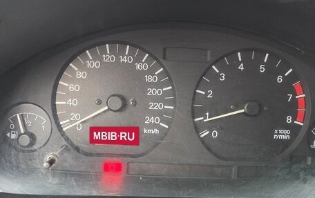 Mitsubishi Carisma I, 2002 год, 150 000 рублей, 8 фотография