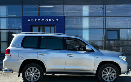 Toyota Land Cruiser 200, 2011 год, 3 300 000 рублей, 3 фотография