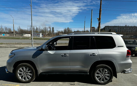 Toyota Land Cruiser 200, 2011 год, 3 300 000 рублей, 4 фотография