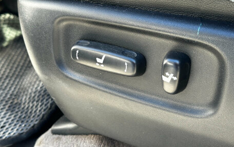 Toyota Land Cruiser 200, 2011 год, 3 300 000 рублей, 12 фотография