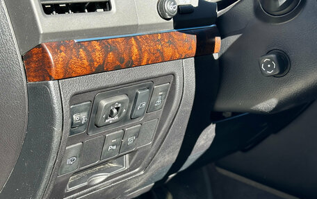 Toyota Land Cruiser 200, 2011 год, 3 300 000 рублей, 14 фотография