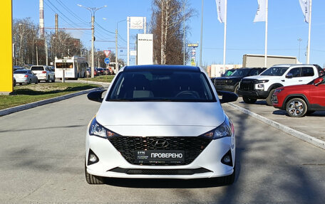 Hyundai Solaris II рестайлинг, 2021 год, 1 570 000 рублей, 2 фотография