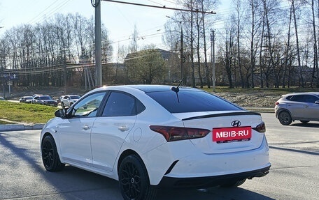 Hyundai Solaris II рестайлинг, 2021 год, 1 570 000 рублей, 7 фотография