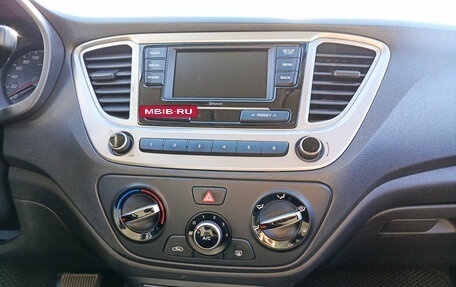 Hyundai Solaris II рестайлинг, 2021 год, 1 570 000 рублей, 15 фотография