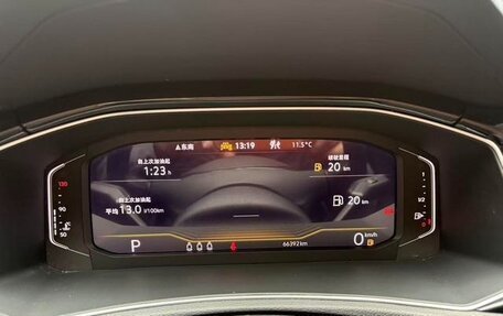 Volkswagen T-Roc I, 2022 год, 1 704 000 рублей, 14 фотография