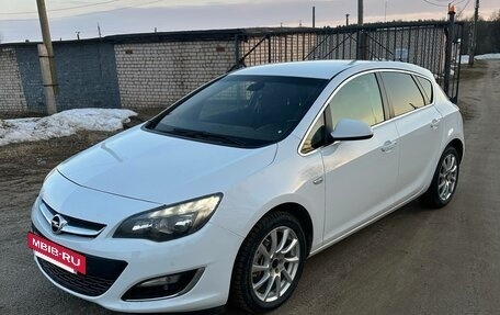 Opel Astra J, 2014 год, 686 000 рублей, 4 фотография