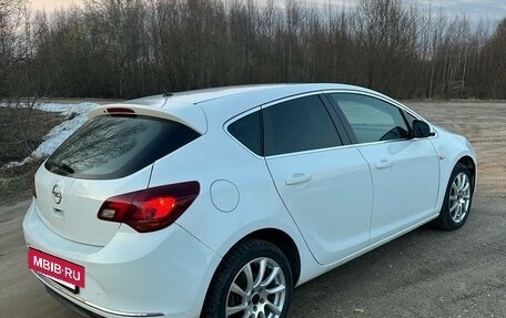 Opel Astra J, 2014 год, 686 000 рублей, 8 фотография