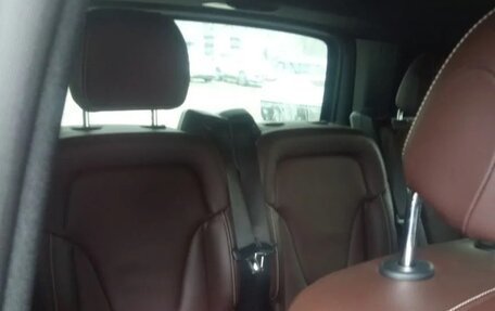 Mercedes-Benz V-Класс, 2019 год, 4 300 000 рублей, 5 фотография