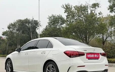 Mercedes-Benz A-Класс, 2022 год, 1 550 000 рублей, 4 фотография