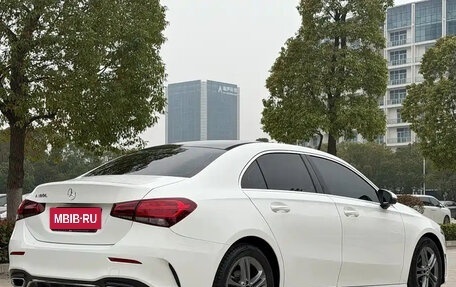 Mercedes-Benz A-Класс, 2022 год, 1 550 000 рублей, 6 фотография