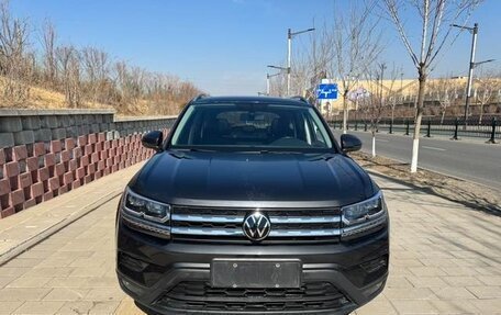 Volkswagen Tharu, 2022 год, 1 830 000 рублей, 2 фотография