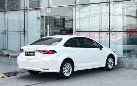 Toyota Corolla, 2022 год, 1 230 000 рублей, 5 фотография