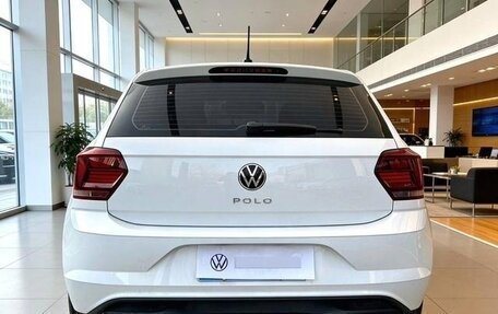 Volkswagen Polo, 2023 год, 1 394 000 рублей, 5 фотография