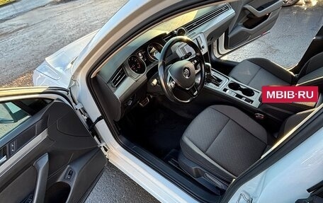 Volkswagen Passat B8 рестайлинг, 2016 год, 1 690 000 рублей, 9 фотография