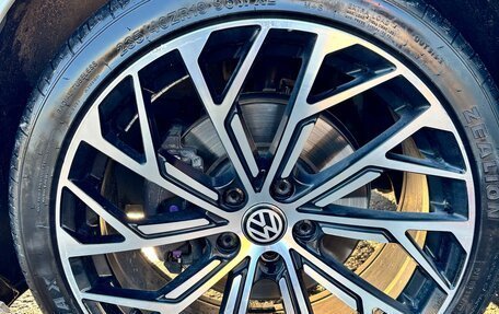 Volkswagen Passat B8 рестайлинг, 2016 год, 1 690 000 рублей, 13 фотография