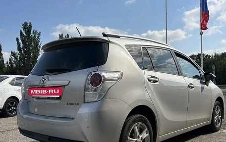 Toyota Verso I, 2013 год, 1 450 000 рублей, 3 фотография
