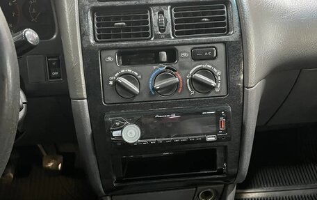 Toyota Avensis III рестайлинг, 1998 год, 167 000 рублей, 17 фотография