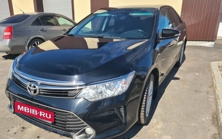 Toyota Camry, 2015 год, 1 825 000 рублей, 3 фотография