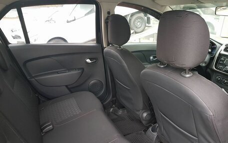 Renault Logan II, 2016 год, 760 000 рублей, 10 фотография