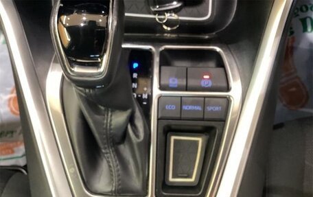 Toyota RAV4, 2019 год, 3 400 000 рублей, 15 фотография