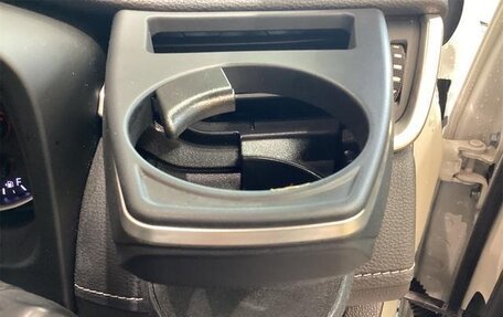 Toyota RAV4, 2019 год, 3 400 000 рублей, 18 фотография