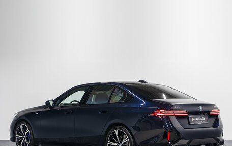 BMW 5 серия, 2025 год, 9 040 000 рублей, 10 фотография