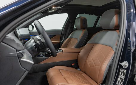 BMW 5 серия, 2025 год, 9 040 000 рублей, 23 фотография