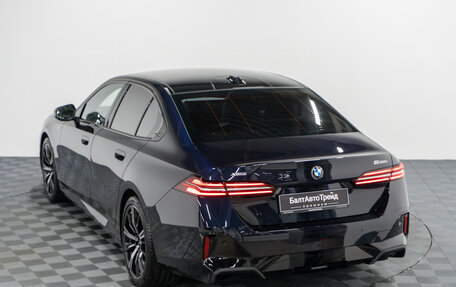 BMW 5 серия, 2025 год, 9 040 000 рублей, 34 фотография