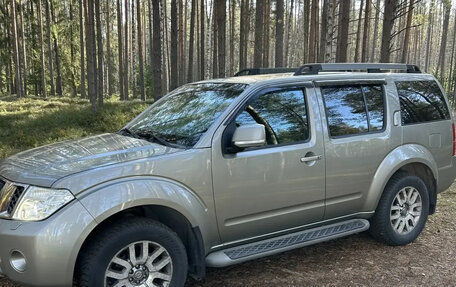 Nissan Pathfinder, 2012 год, 1 450 000 рублей, 3 фотография