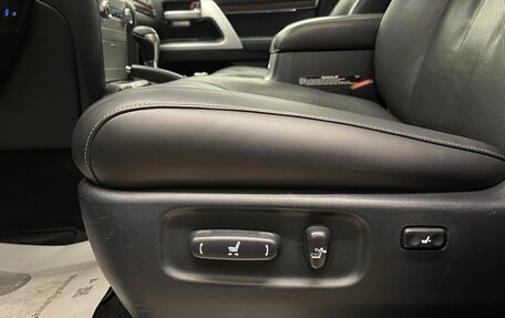 Toyota Land Cruiser 200, 2019 год, 5 000 000 рублей, 12 фотография