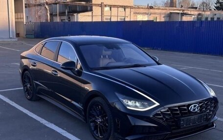 Hyundai Sonata VIII, 2022 год, 2 400 000 рублей, 3 фотография