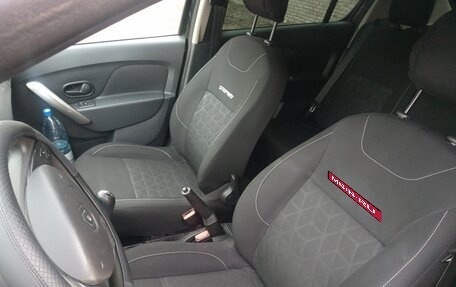 Renault Sandero II рестайлинг, 2016 год, 790 000 рублей, 6 фотография