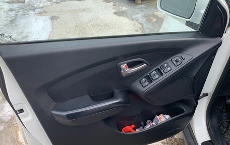 Hyundai Tucson III, 2013 год, 1 300 000 рублей, 14 фотография