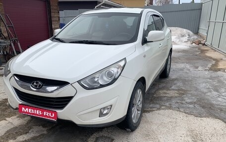 Hyundai Tucson III, 2013 год, 1 300 000 рублей, 3 фотография