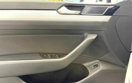 Volkswagen Passat B8 рестайлинг, 2018 год, 2 190 000 рублей, 17 фотография