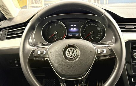 Volkswagen Passat B8 рестайлинг, 2018 год, 2 190 000 рублей, 13 фотография