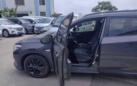 Chevrolet Orlando, 2022 год, 1 600 000 рублей, 3 фотография