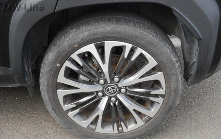 Toyota Yaris Cross, 2022 год, 1 700 000 рублей, 27 фотография