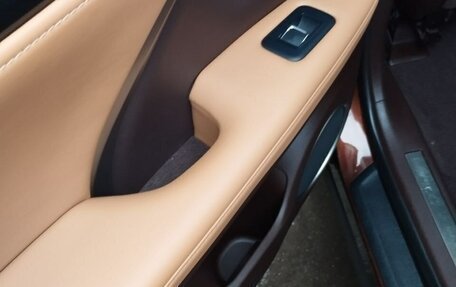 Lexus RX IV рестайлинг, 2018 год, 3 495 000 рублей, 9 фотография