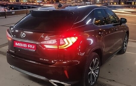 Lexus RX IV рестайлинг, 2018 год, 3 495 000 рублей, 4 фотография