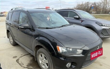 Mitsubishi Outlander III рестайлинг 3, 2010 год, 1 217 000 рублей, 4 фотография