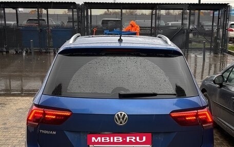 Volkswagen Tiguan II, 2018 год, 2 100 000 рублей, 2 фотография